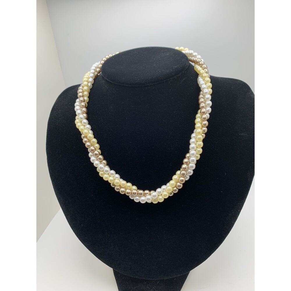 AVON 3 Strand Twisted Cluster Tri Colored Faux Pearl Choker Necklace Vintage